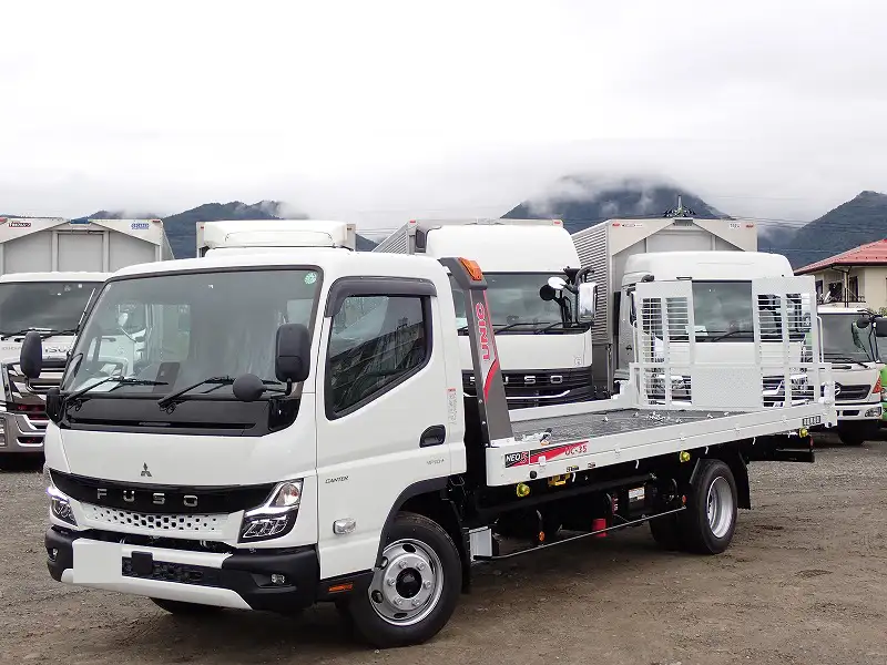 三菱 キャンター 小型 車両重機運搬 ラジコン ウインチ の中古トラック【車両No.174702】