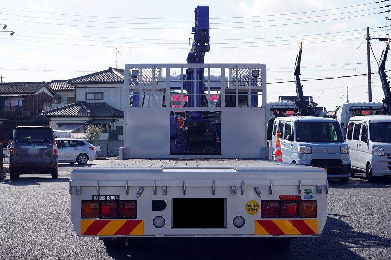 三菱 ファイター 中型/増トン 車両重機運搬 4段クレーン ラジコン｜画像3