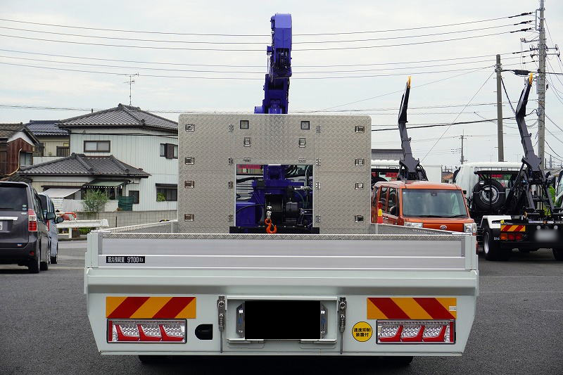 三菱 ファイター 中型/増トン 車両重機運搬 4段クレーン ラジコン｜画像3