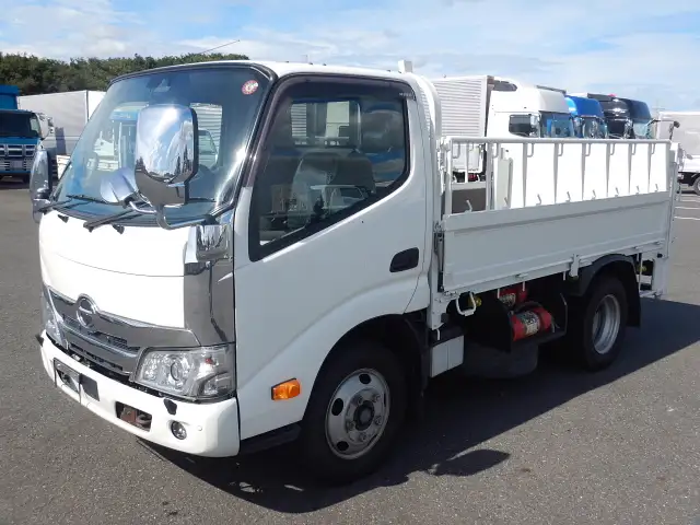 日野 デュトロ 小型 平ボディ パワーゲート 床鉄板 の中古トラック【車両No.174458】