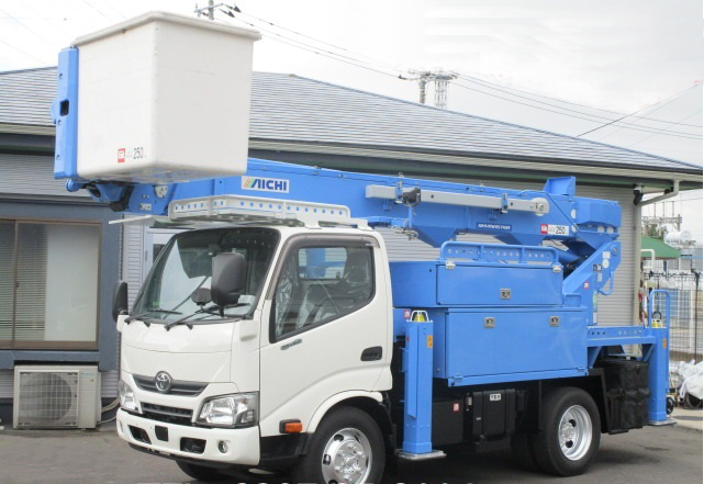 日野 デュトロ 小型 高所・建柱車 高所作業車 TKG-XZU600F｜画像1