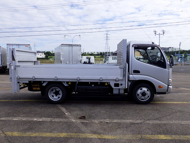 日野 デュトロ 小型 平ボディ パワーゲート TSG-XKU645M｜画像2