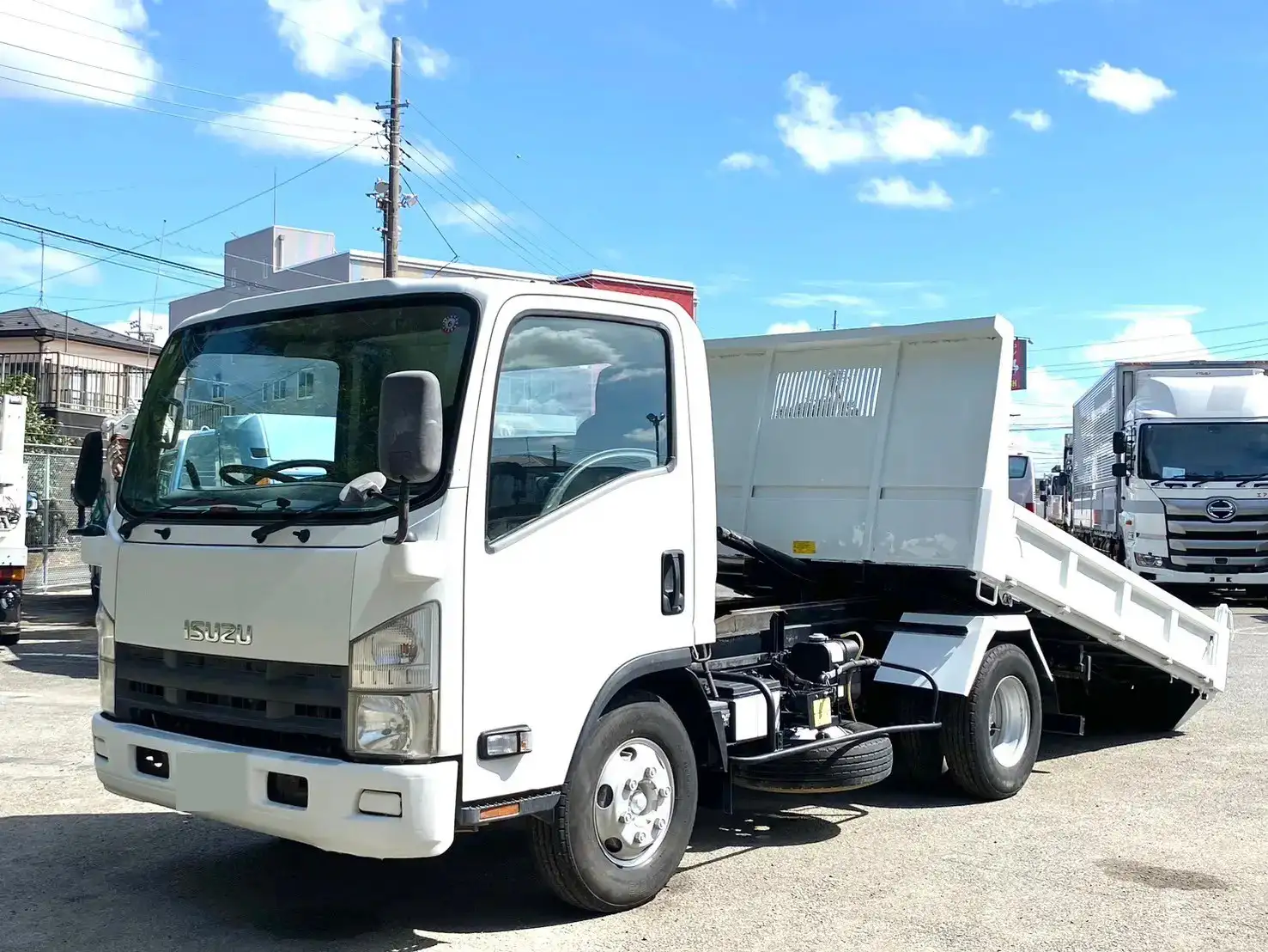 いすゞ エルフ 小型 ダンプ ローダー PDG-NPR75N の中古トラック【車両No.174533】