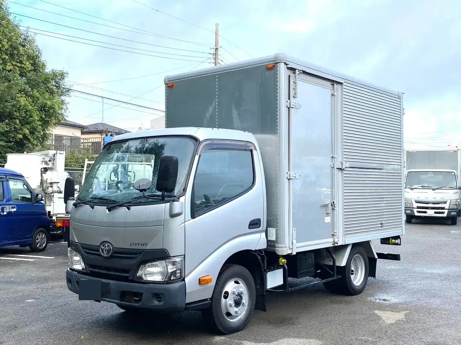 トヨタ ダイナ 小型 アルミバン サイドドア TKG-XZC605 の中古トラック【車両No.174563】
