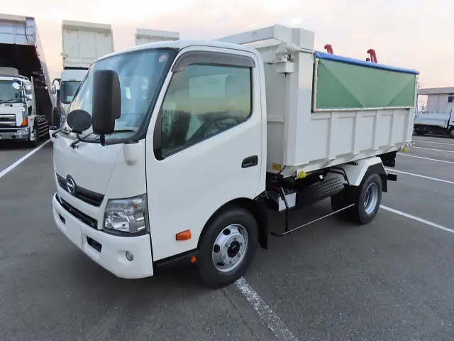 日野 デュトロ 小型 ダンプ 土砂禁 ステンレス張り の中古トラック【車両No.174857】