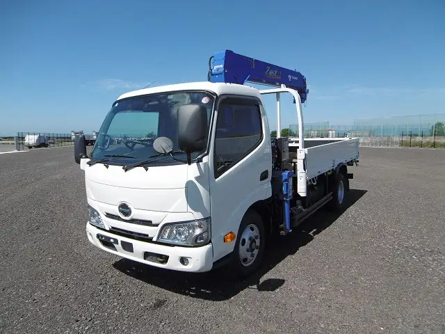 日野 デュトロ 小型 クレーン付 4段 ラジコン の中古トラック【車両No.174568】
