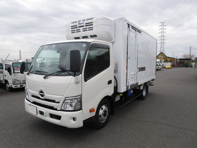 日野 デュトロ 小型 冷凍冷蔵 低温 パワーゲート｜画像1