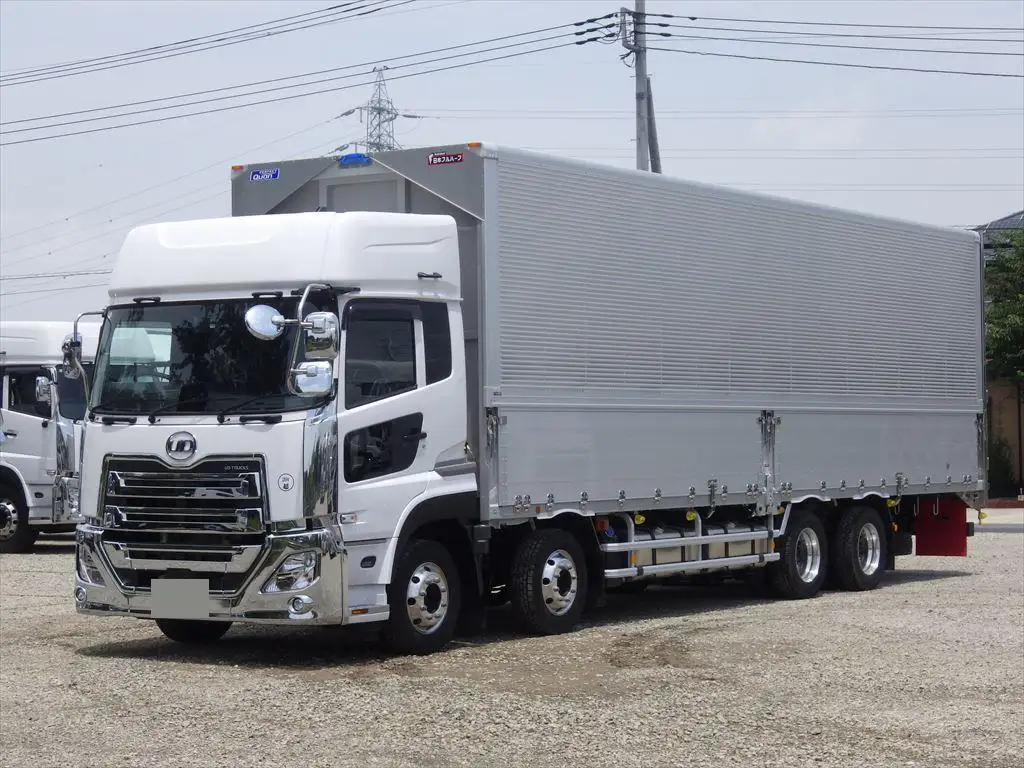 日産UD クオン 大型 ウイング ハイルーフ エアサス の中古トラック【車両No.175218】