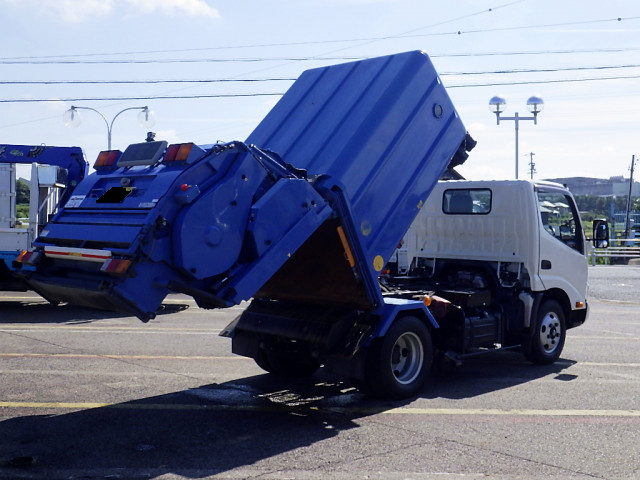 日野 デュトロ 小型 パッカー車(塵芥車) 巻き込み式 回転ダンプ式の中古トラック画像4