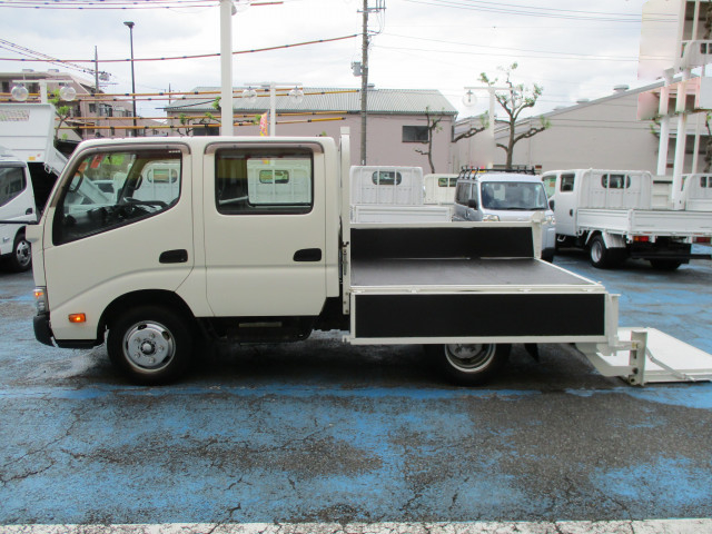 日野 デュトロ 小型 平ボディ Wキャブ(ダブルキャブ) パワーゲート｜画像7