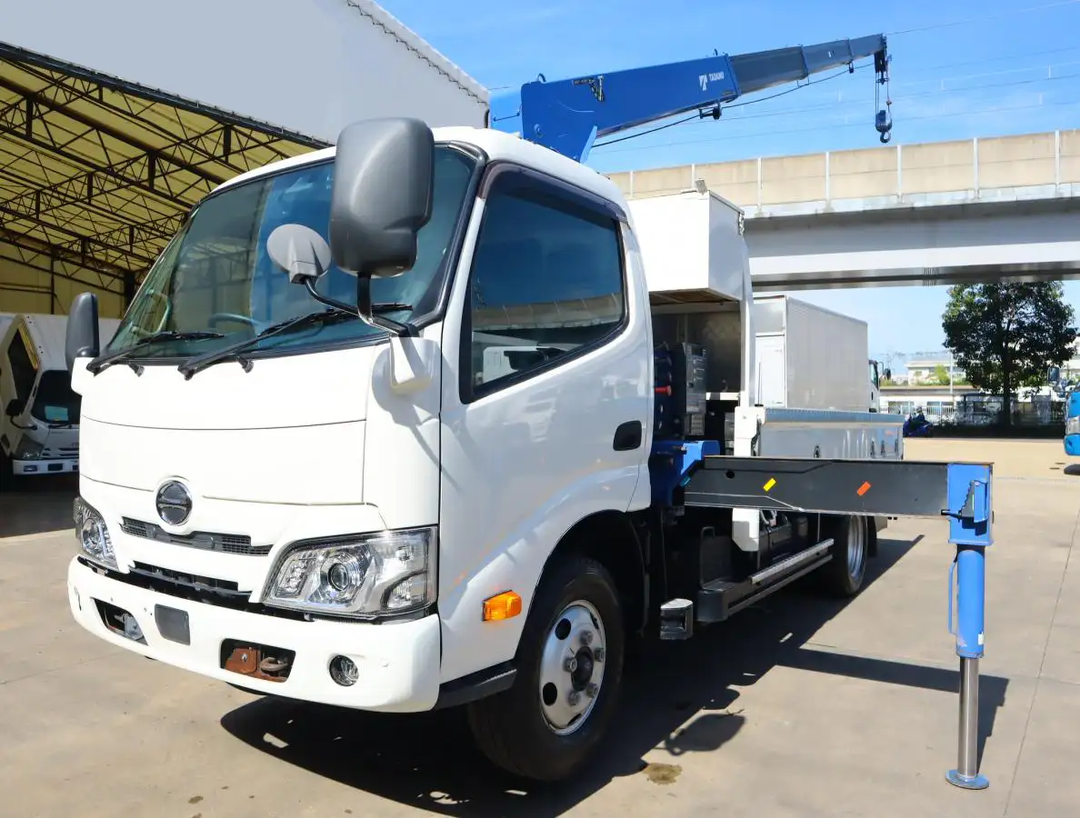 日野 デュトロ 小型 クレーン付 4段 ラジコン の中古トラック【車両No.175227】