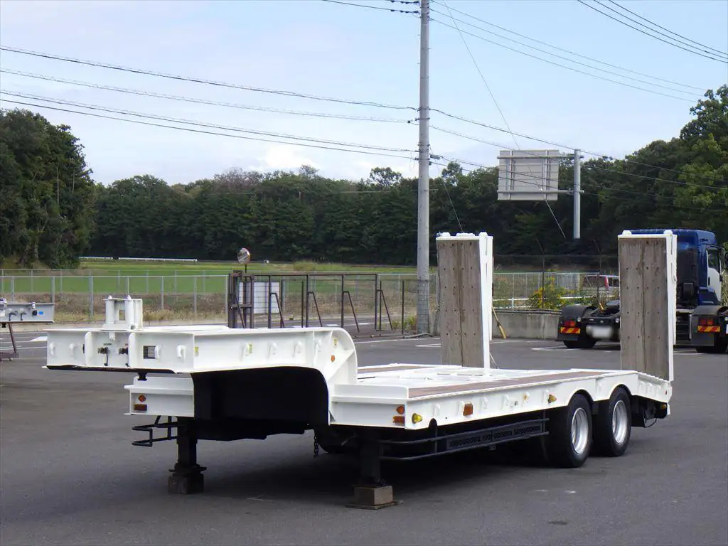 国内・その他 国産車その他 トレーラー/その他 トレーラー 16輪 1デフ の中古トラック【車両No.175490】