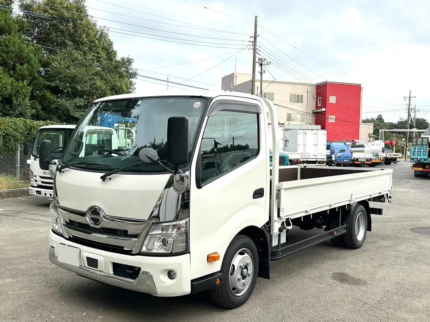 日野 デュトロ 小型 平ボディ 2RG-XZU710M R5 の中古トラック【車両No.175342】