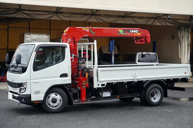 三菱 キャンター 小型 クレーン付 4段 ラジコン の中古トラック【車両No.175615】