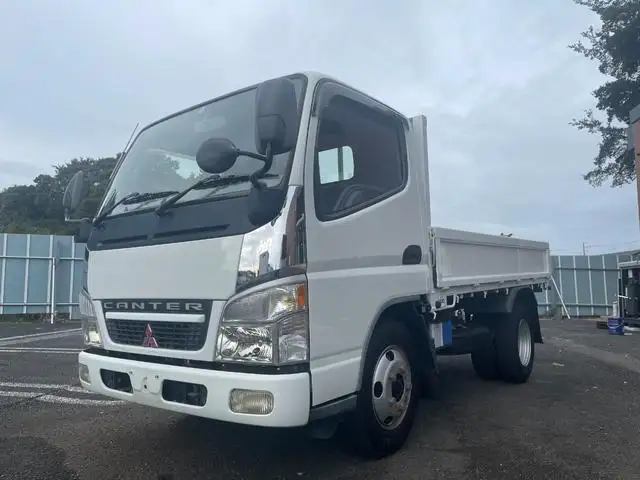 三菱 キャンター 小型 平ボディ  H16 の中古トラック【車両No.175676】