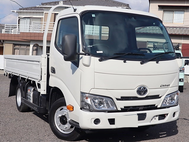 トヨタ ダイナ 小型 平ボディ 2RG-XZC605 R2の中古トラック画像2