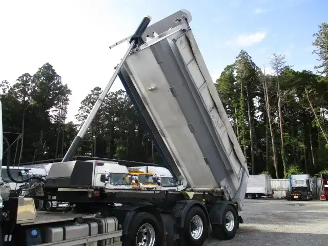 輸入車・その他 輸入車その他 トレーラー/その他 トレーラー 2軸 エアサス の中古トラック【車両No.176016】