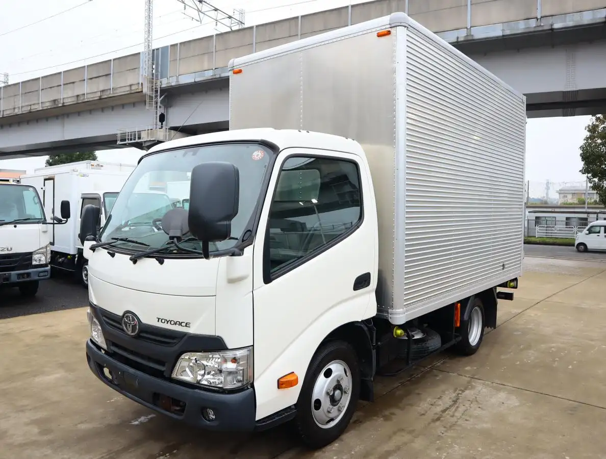 トヨタ トヨエース 小型 アルミバン TPG-XZU605 H30 の中古トラック【車両No.176686】