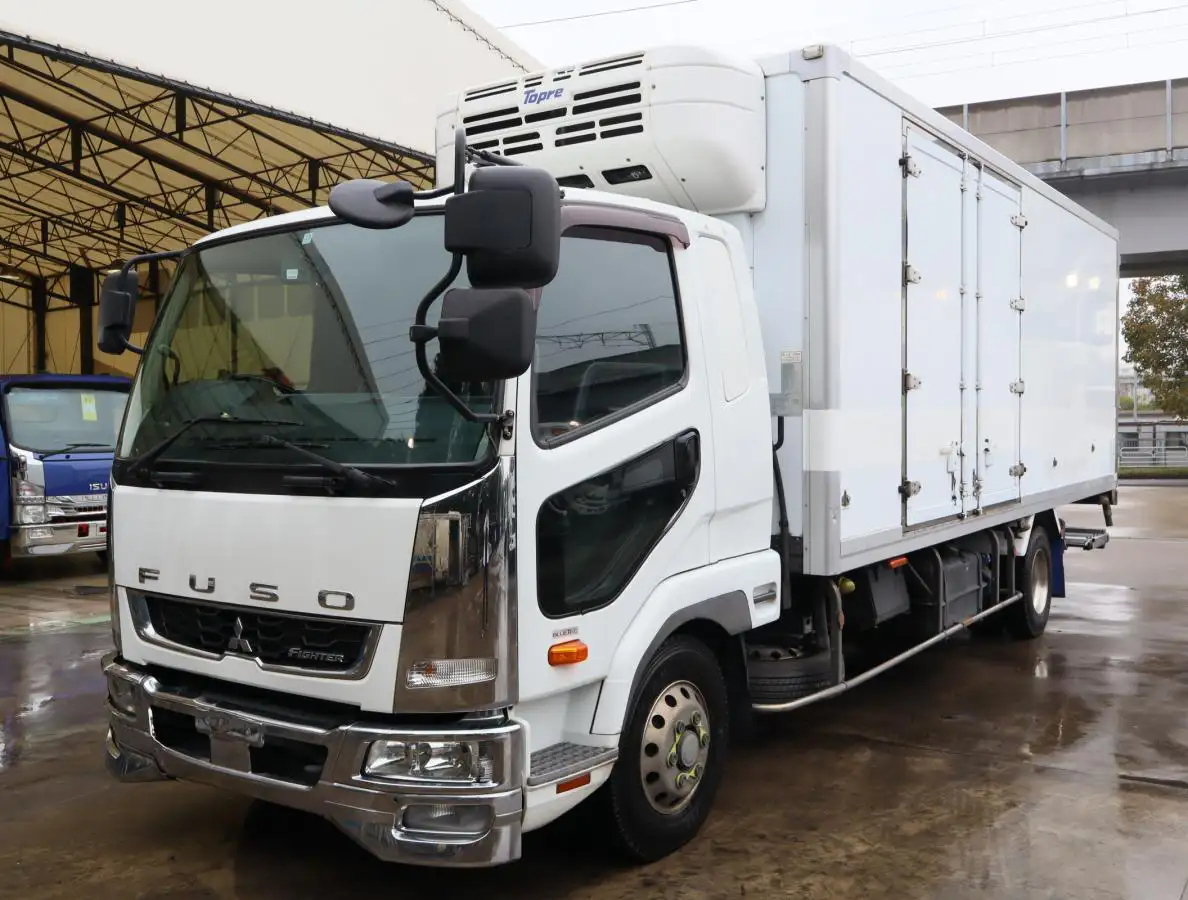 三菱 ファイター 中型/増トン 冷凍冷蔵 低温 パワーゲート の中古トラック【車両No.176672】