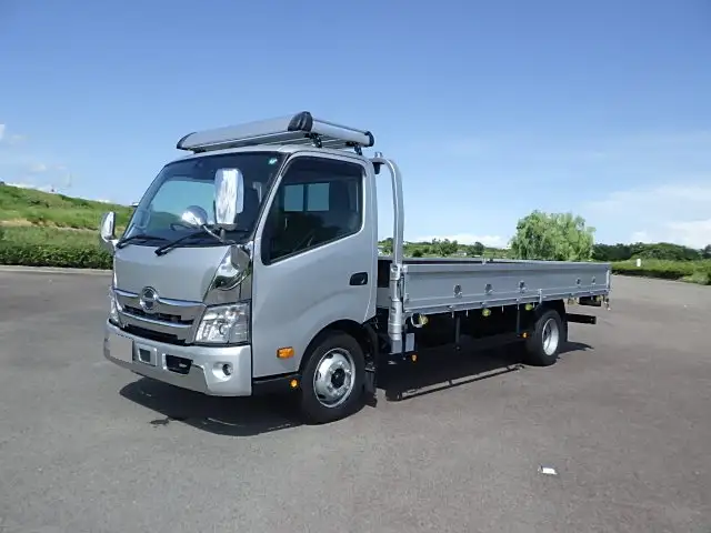 日野 デュトロ 小型 平ボディ 2KG-XZU722M R6 の中古トラック【車両No.177527】