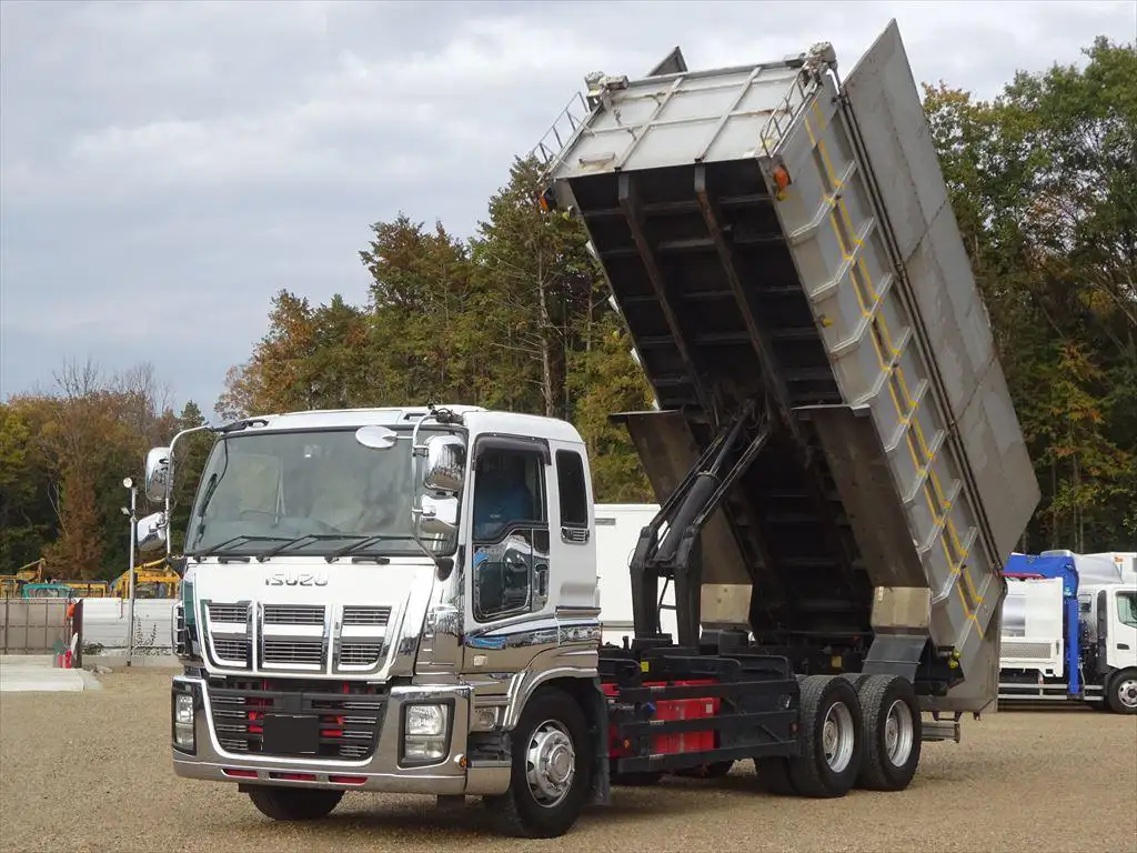 いすゞ ギガ 大型 ダンプ 土砂禁 天蓋付き の中古トラック【車両No.177573】