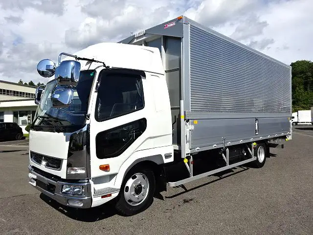 三菱 ファイター 中型/増トン ウイング エアサス ベッド の中古トラック【車両No.177375】
