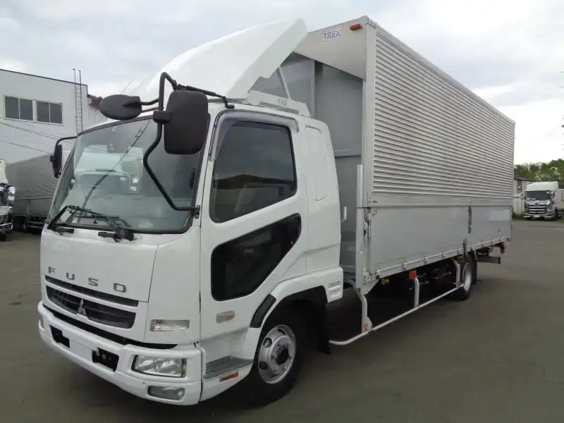 三菱 ファイター 中型/増トン ウイング ベッド PDG-FK61R の中古トラック【車両No.177681】
