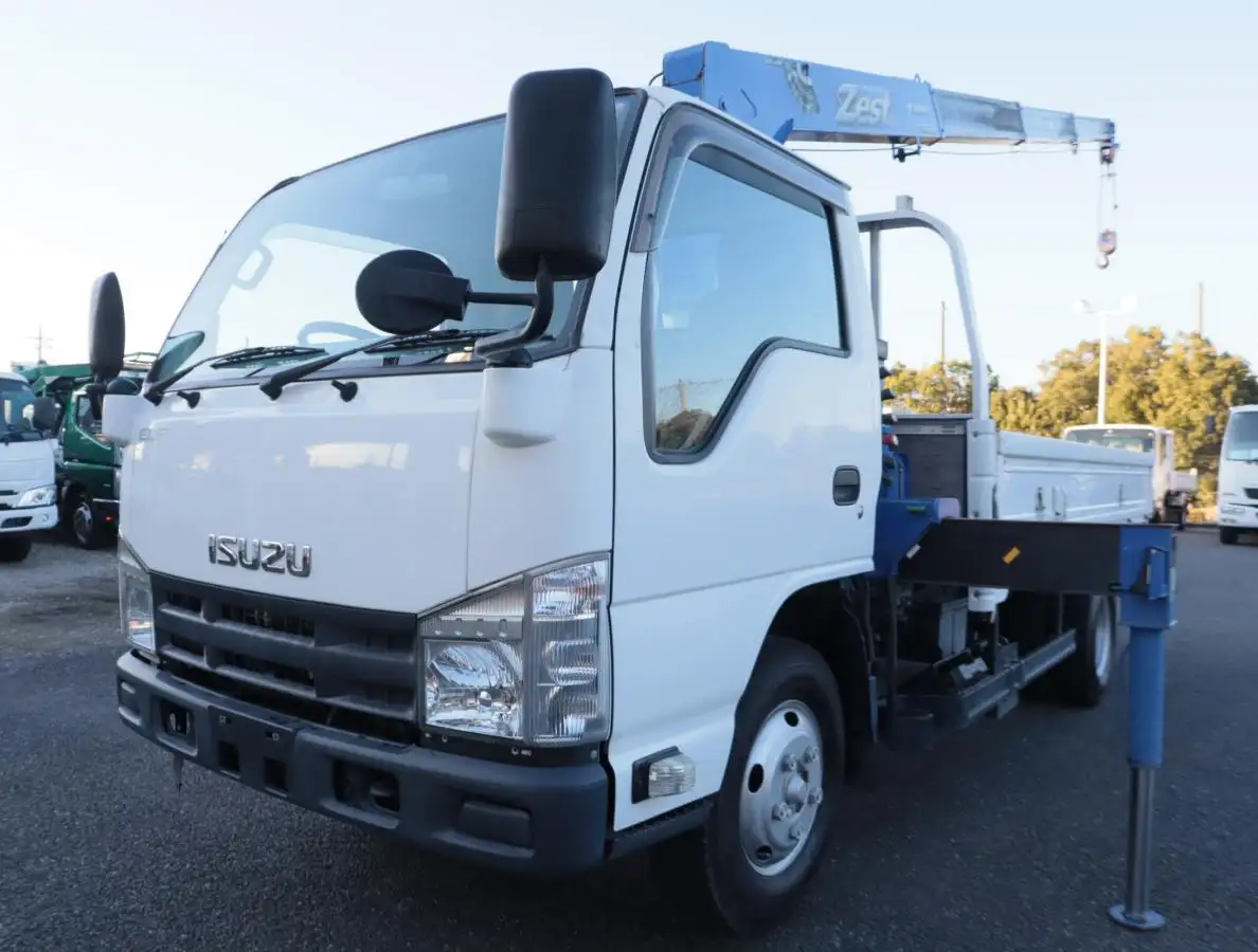 いすゞ エルフ 小型 クレーン付 4段 ラジコン の中古トラック【車両No.177776】