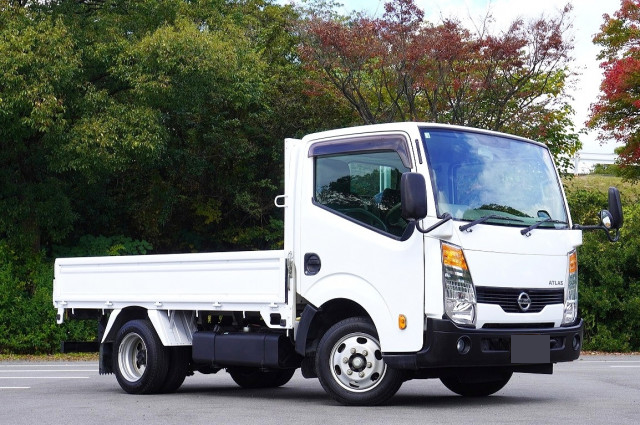 日産 アトラス 小型 平ボディ 床鉄板 TKG-SZ2F24の中古トラック画像2