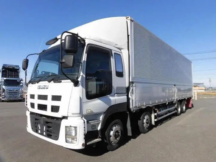 いすゞ ギガ 大型 ウイング エアサス ベッド の中古トラック【車両No.177758】