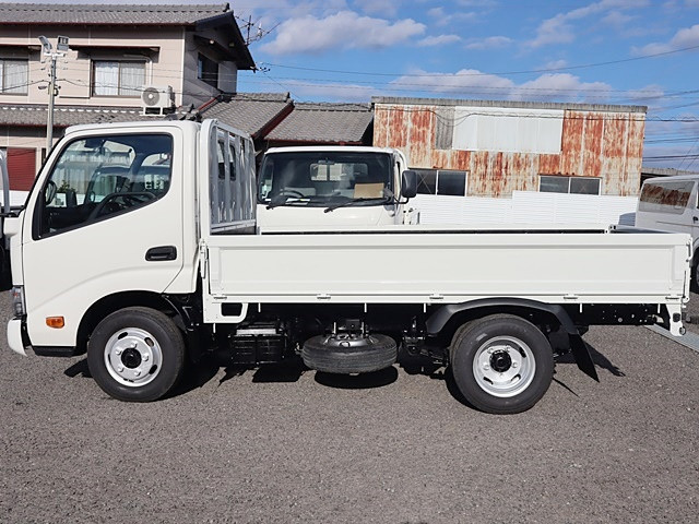 トヨタ ダイナ 小型 平ボディ TKG-XZC605 H31/R1の中古トラック画像6