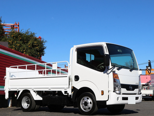 日産 アトラス 小型 平ボディ パワーゲート TKG-SZ5F24の中古トラック画像2