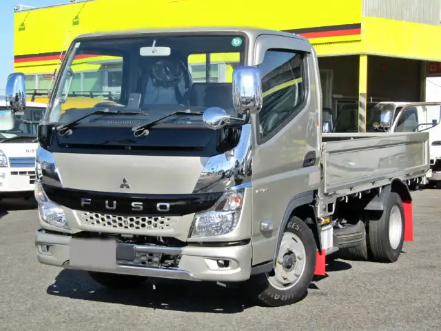 三菱 キャンター 小型 平ボディ 2RG-FBA20 R3 の中古トラック【車両No.178317】