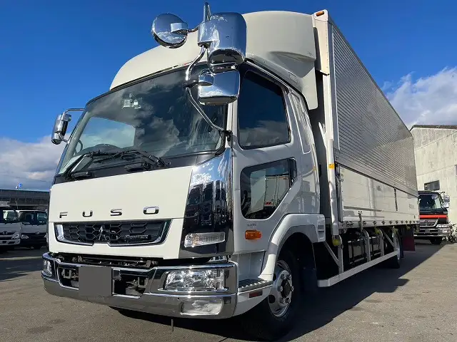 三菱 ファイター 中型/増トン ウイング エアサス ベッド の中古トラック【車両No.178216】