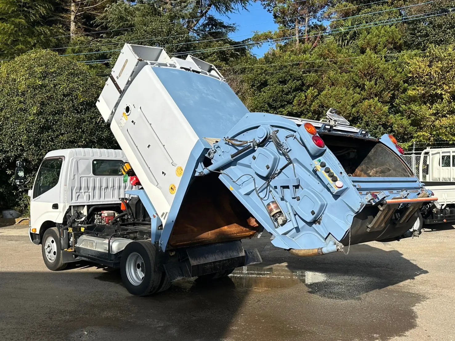 日野 デュトロ 小型 パッカー車(塵芥車) 巻き込み式 回転ダンプ式の中古トラック画像7