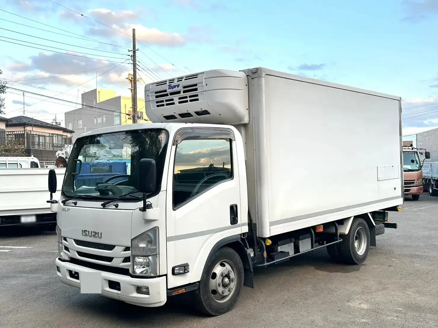 いすゞ エルフ 小型 冷凍冷蔵 中温 床ステン の中古トラック【車両No.178380】