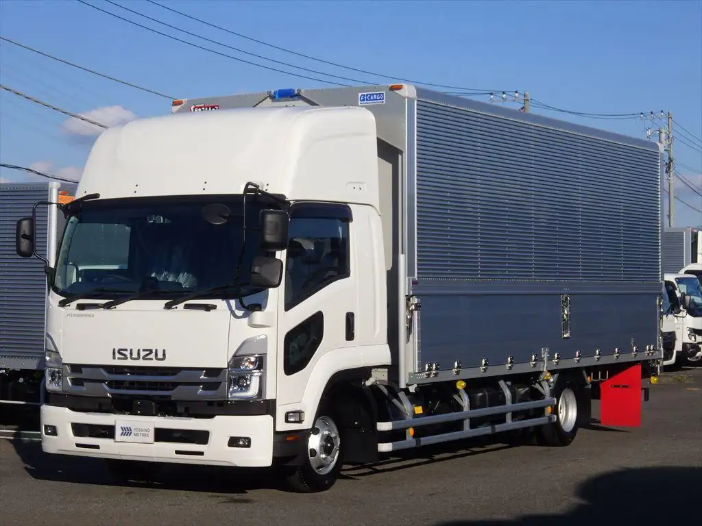 いすゞ フォワード 中型/増トン ウイング エアサス ベッド の中古トラック【車両No.178586】
