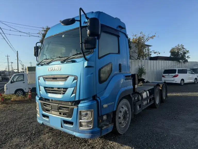 いすゞ ギガ 大型 トラクター ハイルーフ 2デフ の中古トラック【車両No.178524】