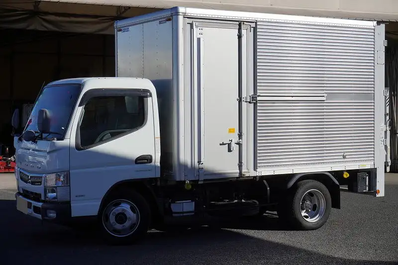 三菱 キャンター 小型 アルミバン パワーゲート サイドドア の中古トラック【車両No.178693】