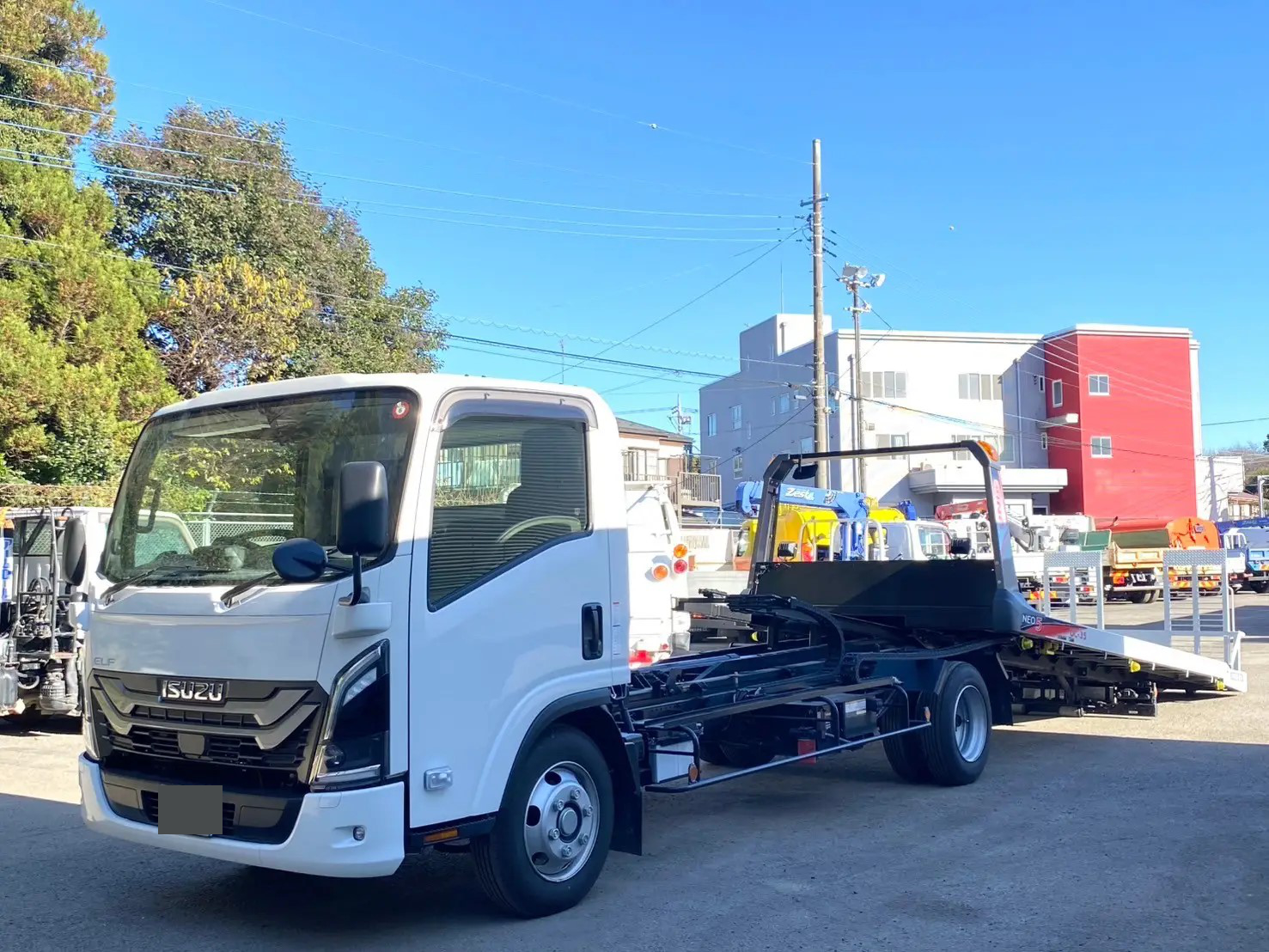 いすゞ エルフ 小型 車両重機運搬 ラジコン ウインチ｜画像1