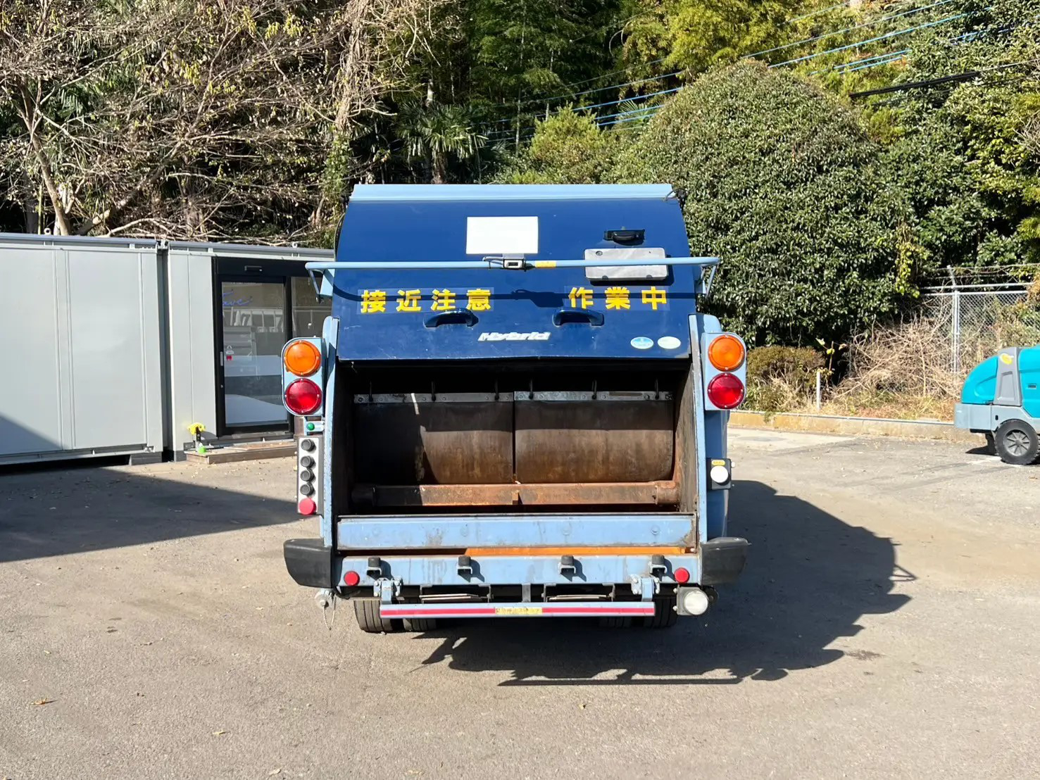 日野 デュトロ 小型 パッカー車(塵芥車) 巻き込み式 回転ダンプ式の中古トラック画像7