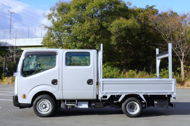 日産 アトラス 小型 平ボディ Wキャブ(ダブルキャブ) TKG-SZ2F24の中古トラック画像6