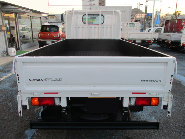 日産 アトラス 小型 平ボディ CBF-SQ2F24 H31/R1の中古トラック画像4