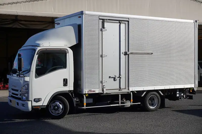 いすゞ エルフ 小型 アルミバン パワーゲート サイドドア の中古トラック【車両No.179657】
