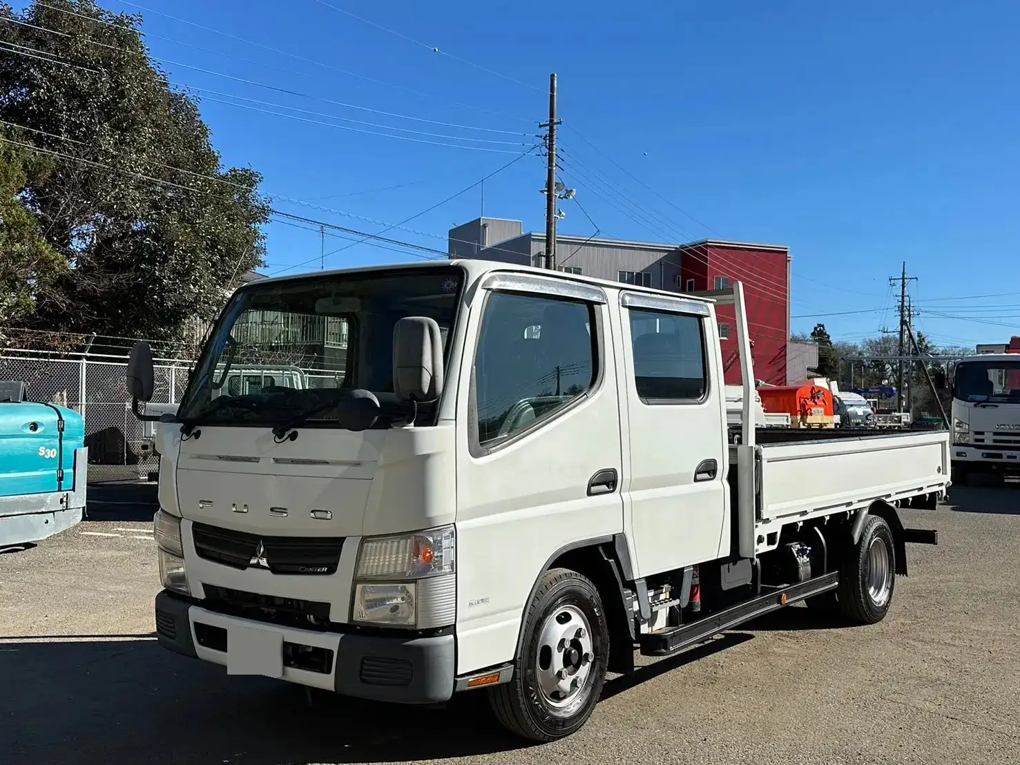 三菱 キャンター 小型 平ボディ Wキャブ TKG-FEA20 の中古トラック【車両No.179832】