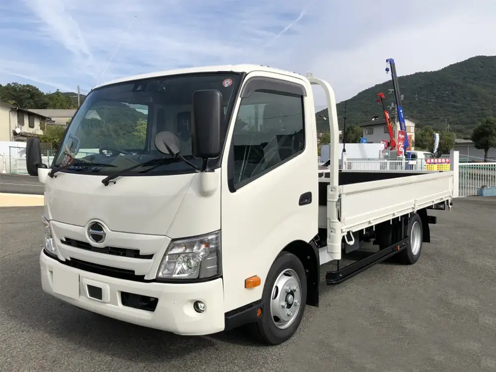 日野 デュトロ 小型 平ボディ 2KG-XZU710M R6 の中古トラック【車両No.179818】