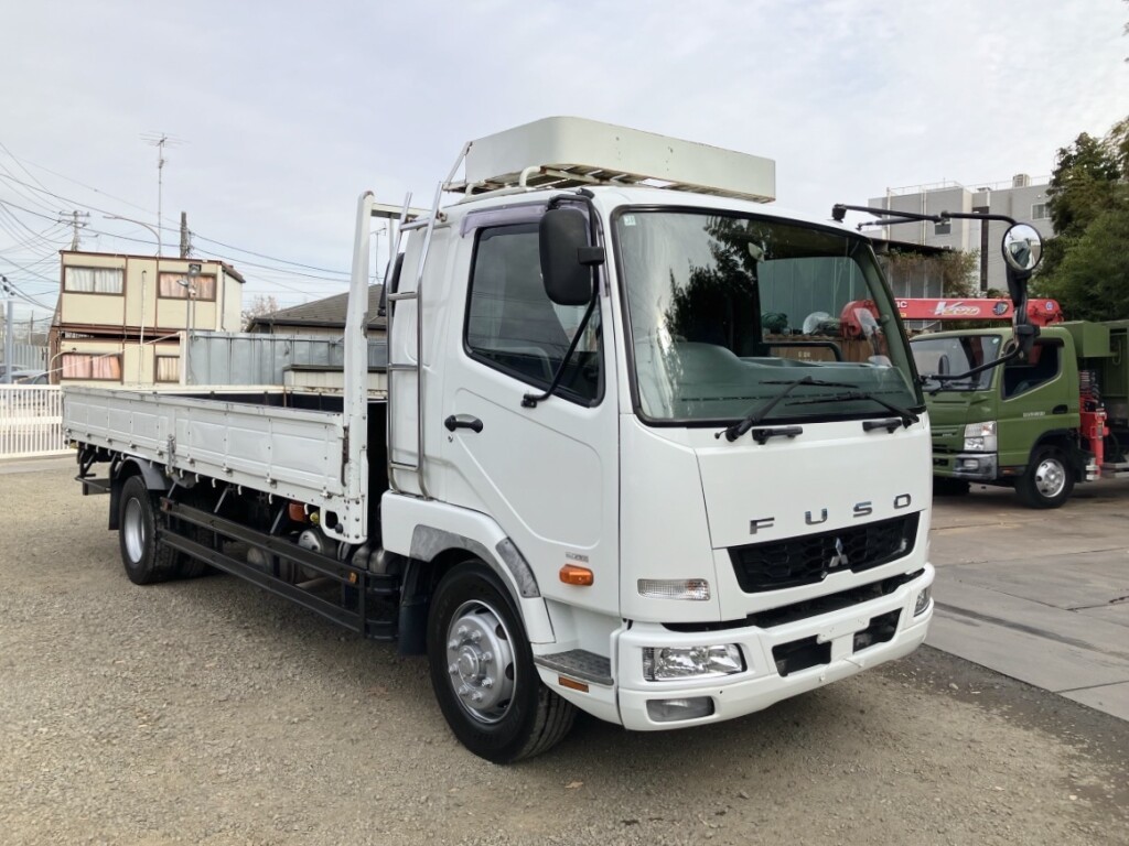 三菱 ファイター 中型/増トン 平ボディ ベッド LKG-FK62FZの中古トラック画像3