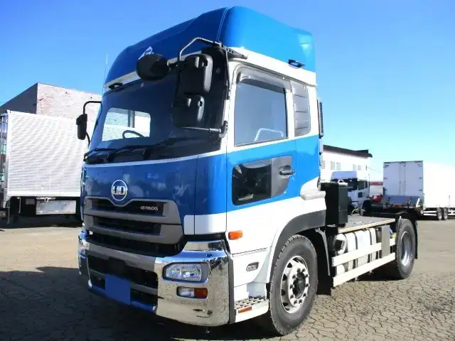 日産UD クオン 大型 トラクター ハイルーフ 1デフ の中古トラック【車両No.180533】