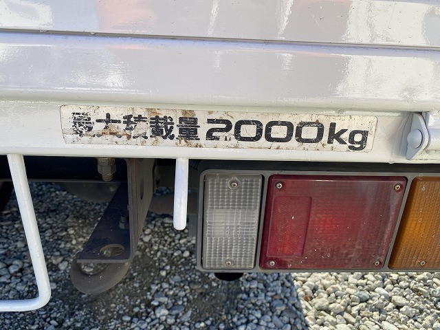 日産 アトラス 小型 平ボディ 床鉄板 KR-AKR81EAの中古トラック画像9