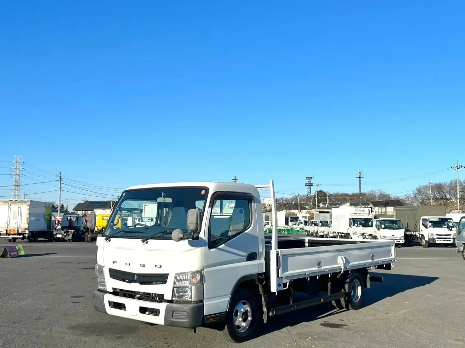 三菱 キャンター 小型 平ボディ TKG-FEB20 H26 の中古トラック【車両No.180774】
